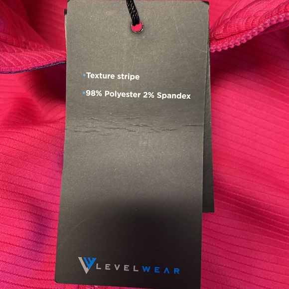 Levelwear NWT pullover - Picture 5 of 11